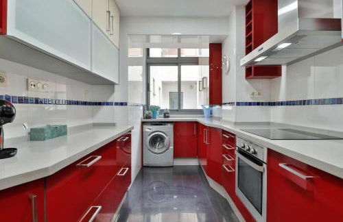 C13 Seaside Málaga with pool and parking - Photo 13