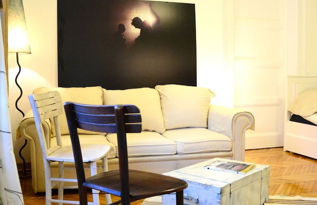 Salon 5 Zemun , Belgrade - Foto 9