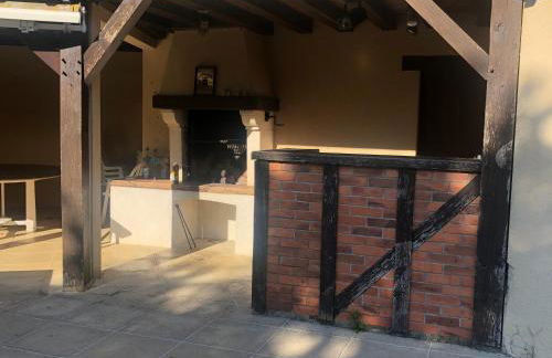 Évasion champêtre : Maison avec piscine, tennis, et étang au cœur de 50 hectares de forêt - FR-1-410-307 - Photo 19