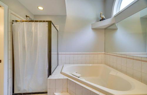 Near Big Boulder Mtn! Home with Fireplace and Games - Foto 11