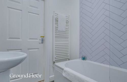 Inviting 2-Bed apartments - Perfect for Contractors & Business Travellers Parking - Wi-Fi - Netflix - Foto 13