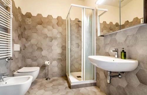 Amazing view exclusive 9th floor apartment - Photo 5