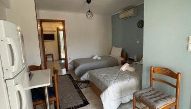 Flo's Apartments - Foto 2