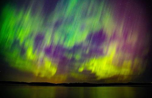 Luxury Lake Memphremagog Loft - 2 Bedrooms Water Views Firepit & Dock near Jay Peak - Foto 28