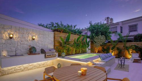 VACATION MARBELLA I Casa Savia, Private Pool, Luxury interiors, 10min walk to the Beach - Foto 2