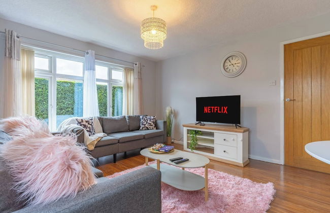 Sleek and Cozy 1BR Resorts World Nearby - Foto 7