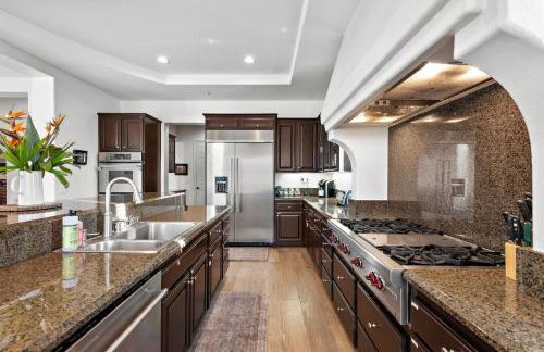 Luxury Home With Pool & Tennis Court - Foto 9