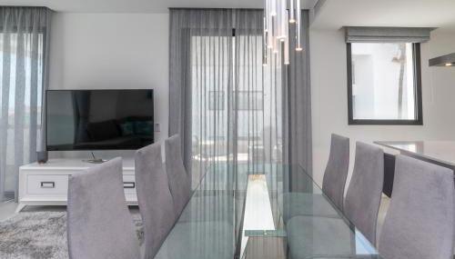 Luxury 2BR Seaviews - Santa Barbara Heights - Photo 5