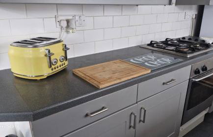 Spacious 4-Bedroom Home - Foto 23