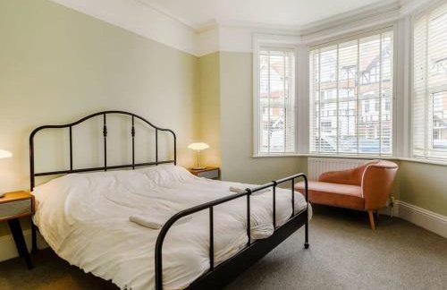 Ground Floor Apartment 2 Minutes from Beach and Town Center - Foto 1