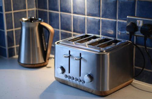 Peaceful Waterfront Apartment, Private Parking, Hull Marina - Foto 17