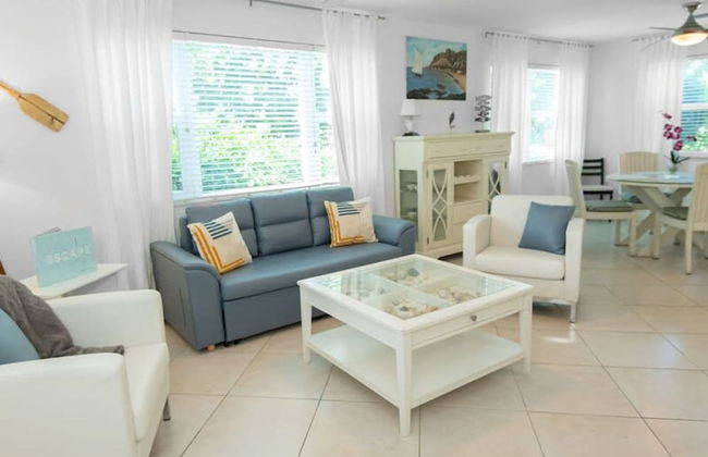 8BD Ft Pierce Beach Getaway - Great for Family Group - Photo 27