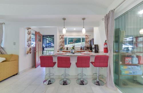 Bright Haiku Studio Patio and Rainforest View - Photo 9