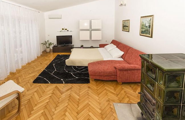 Apartment 1366 - Photo 12