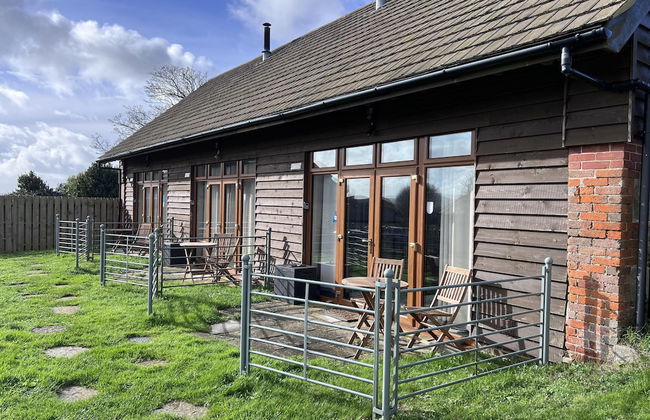 Bike Shed, 1-bed Cottage, Sleeps 2, Pet Friendly - Photo 25