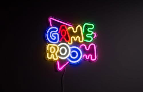 Vermilion Retreat with Game Room, Hot Tub and Across from Community Pool - Foto 41