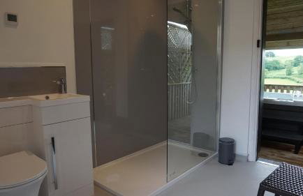 Barley Cottage - 5* Cyfie Farm with log burner and private covered hot tub - Foto 14