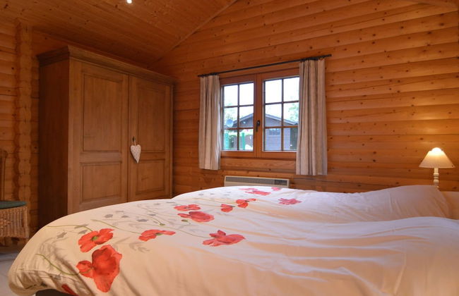 Stavelot Chalet With Garden - Photo 5