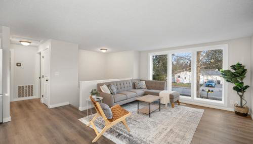 Spacious Family Villa only 13 mi from Silverwood - Foto 3