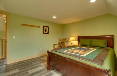 Unique Cotter Getaway with Deck and Outdoor Dining! - Foto 21