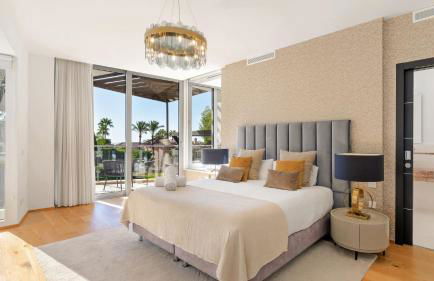 VACATION MARBELLA I Villa Finesse, Luxury Villa, Golden Mile, Swimming-pools, Sauna, Spa, Gym, Minutes from Golfs and Beaches - Foto 13