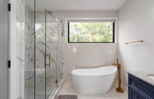 Brand-New 3Story Home with Rooftop in Midtown - Foto 25