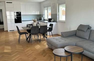 Vali Apartment 2 - Photo 2