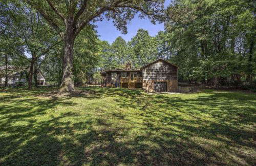 Peaceful Kannapolis Lodge - Photo 6