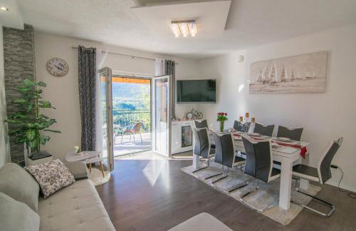 Villa Milena with heated pool and jacuzzi - Photo 65