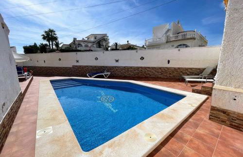 Traditional Villa with Private Pool SM591 - Foto 9