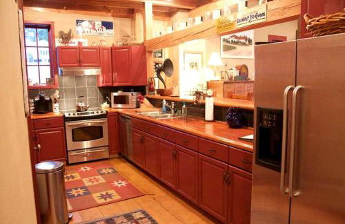 Gorgeous Green Mountains Vacation Rental with a Pool in Manchester, Vermont - Foto 11