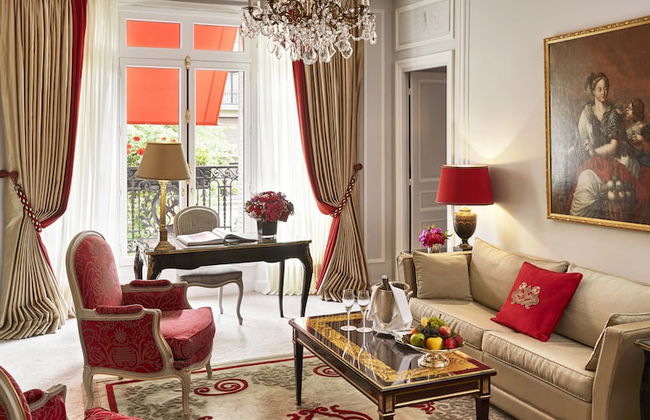 Hôtel Plaza Athénée - Dorchester Collection - Foto 49