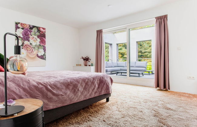 Lanaken Retreat Pool Jacuzzi and Sauna - Foto 35