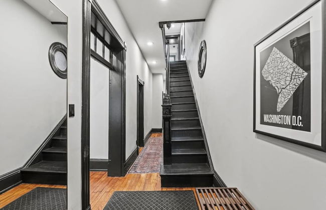 Spacious Exclusive DC Logan Circle Townhouse - Photo 24