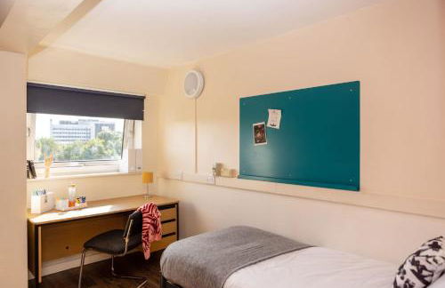 John Lester and Eddie Colman Courts in Salford - Foto 39