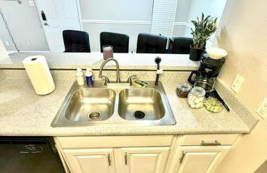 Cozy retreat 1Br 1Ba near hospital and tollway - Foto 18