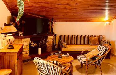 GK Houses #3 - Photo 3