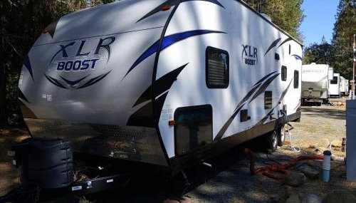 RV11 XLR - 27' Family Toy Hauler - Sleeps 6 - Foto 3