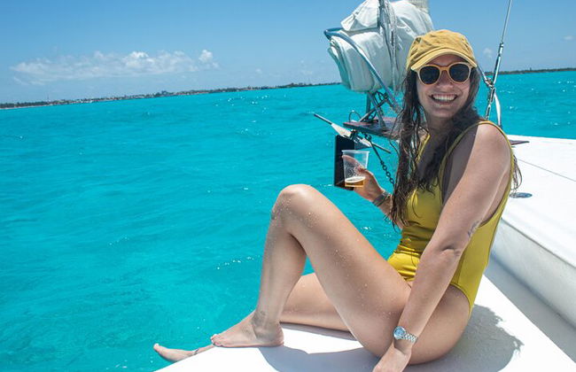 Excursão de catamarã Isla Mujeres, snorkeling, diversão, bar aberto e buffet - Foto 29