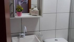 Apto da Karla em Canela 4 pessoas - Foto 2