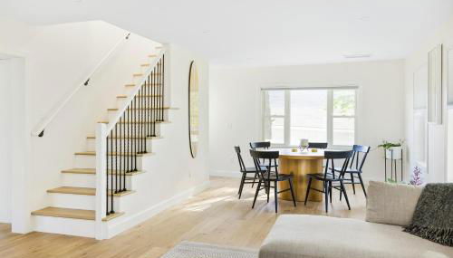 Spacious 4BR Beach Retreat, Steps to Pine Point - Foto 3