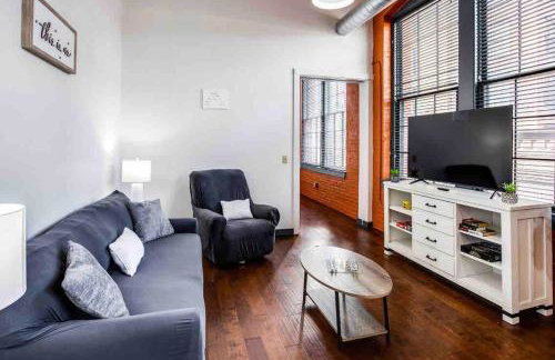 NY Style Centric Loft with King Bed by Park av - Foto 13