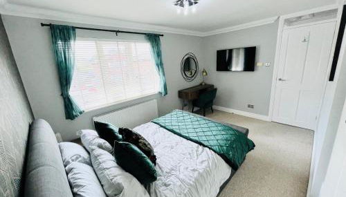 Modern Home, Close to the City Centre with Parking - Foto 4