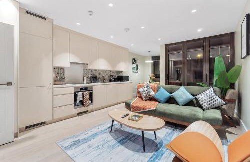 Luxe Home for Work & Play - Foto 1