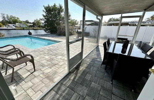 Blue Heron House, Private 4 BR Waterfront w Heated Pool and Fire Pit - Foto 25