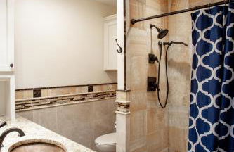 Comfortable, Family and Business Friendly 2BD/2BA House in North Austin - Foto 34