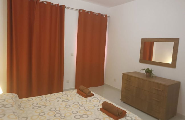 Seaside Stylish and Spacious 2-bedroom Apartment - Foto 4