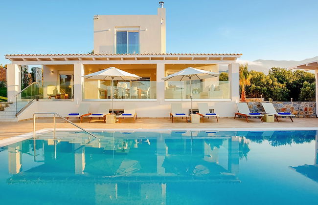 Beautiful Luxe Villa in Private Olive Grove, sea and Mountain View, Close to sea - Foto 20