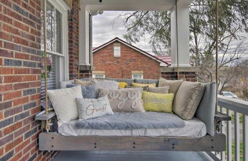 Modern, Sun-Lit Retreat with Fire Pit and Yard! - Foto 33