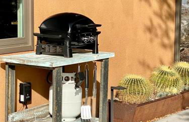 Rustic Cottage Rental with a Hot Tub Perfect for Luxury Camping in Santa Margarita - Foto 13